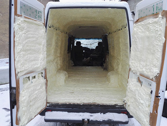 Утепление фургона пенополиуретаном в Москве